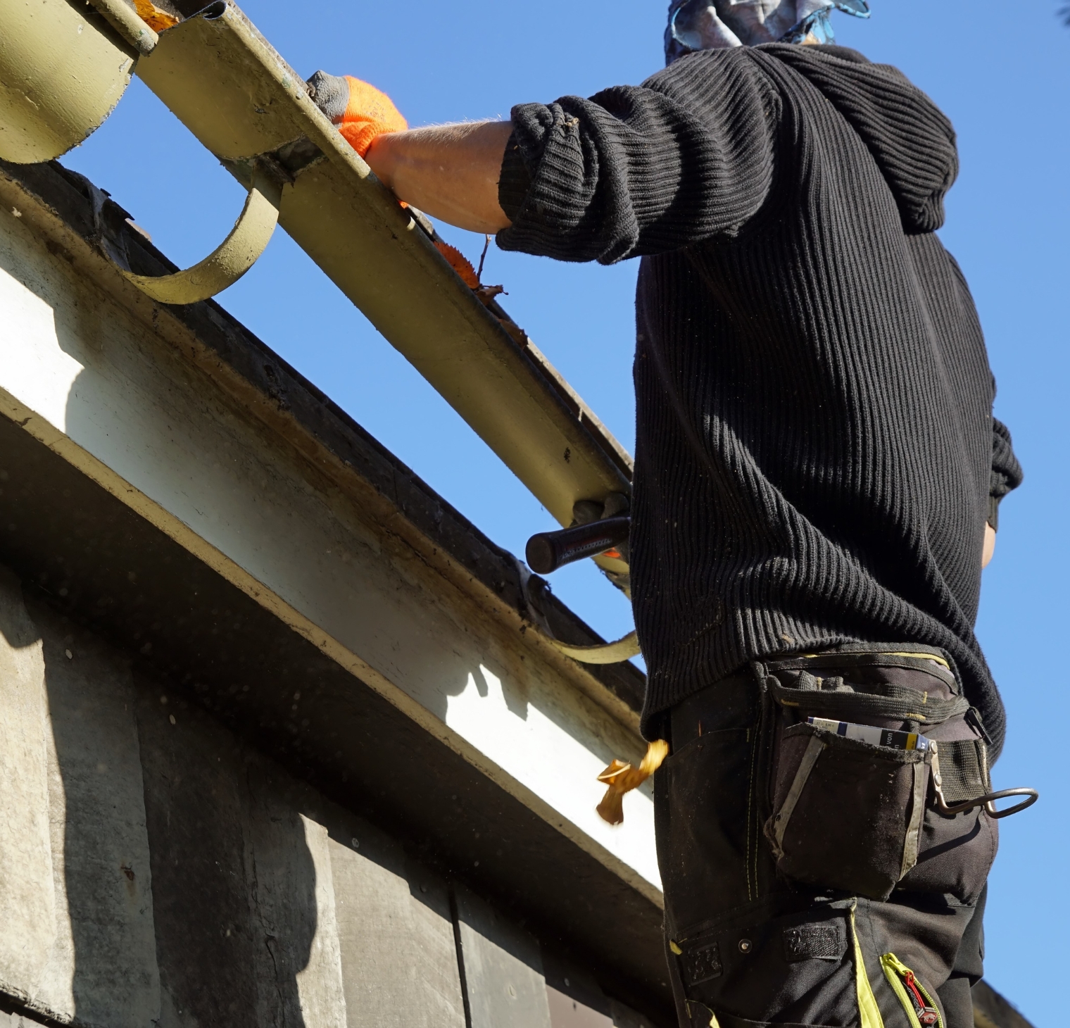 Roof and Gutter Repairs Adelaide Skylight Roofing